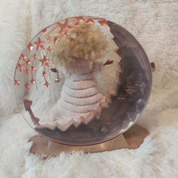 LOL Surprise OMG 2021 HTF DISCONTINUED Collector Edition NYE Queen Fashi… - Picture 6 of 16